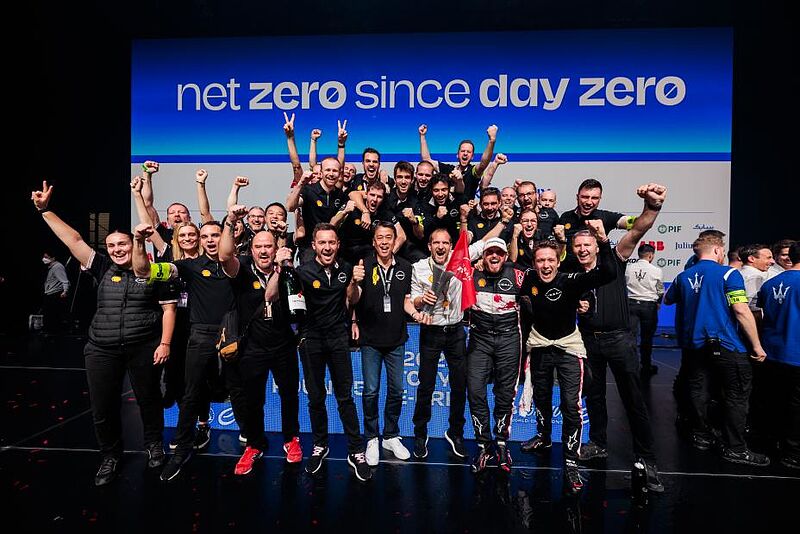 Nissan holt Pole Position und Podium beim ersten Tokio E-Prix in der ABB FIA Formel-E-Weltmeisterschaft