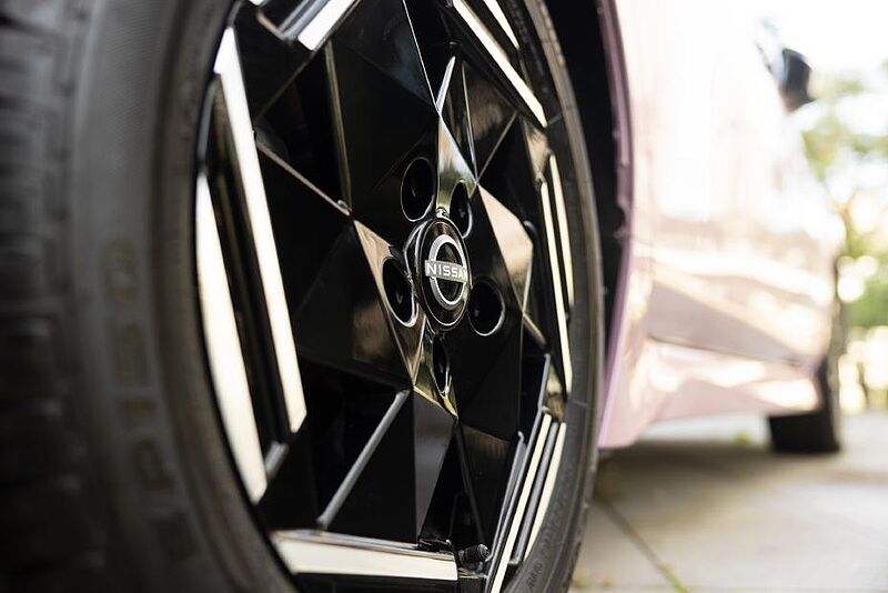 Nissan stellt auf CO2-reduziertes Aluminium um