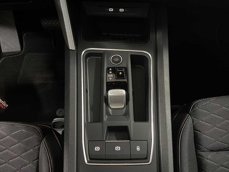 SEAT Leon Sportstourer FR 1.5 eTSI ACT DSG*MATRIX*