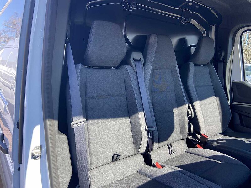 Nissan Interstar N-Connecta L2H2 3,5 dCi 150*AHK, LRB*