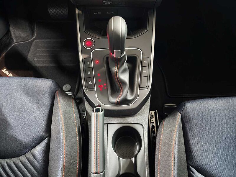 SEAT Arona FR Black Edition 1.0 TSI 116 PS DSG