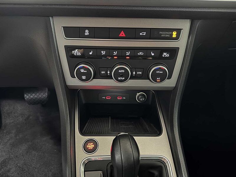 SEAT Ateca Xperience 2.0 TDI 4Drive DSG*XL*DCC*1.HD