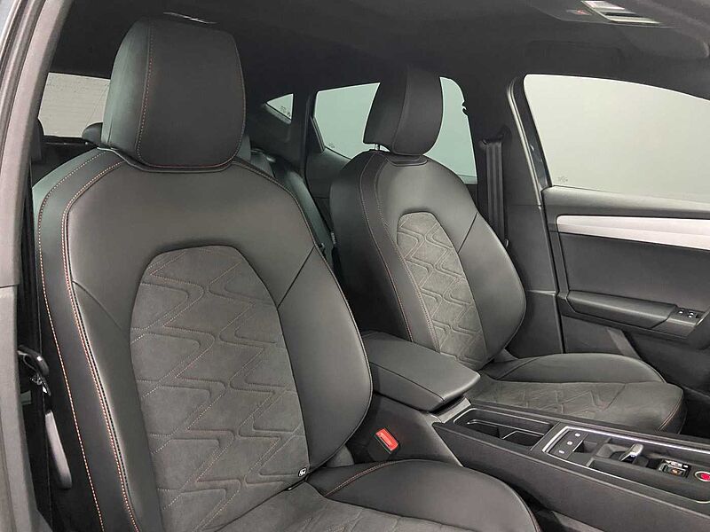 SEAT Leon FR 2.0 TDI DSG*NAVI*Panorama*LED