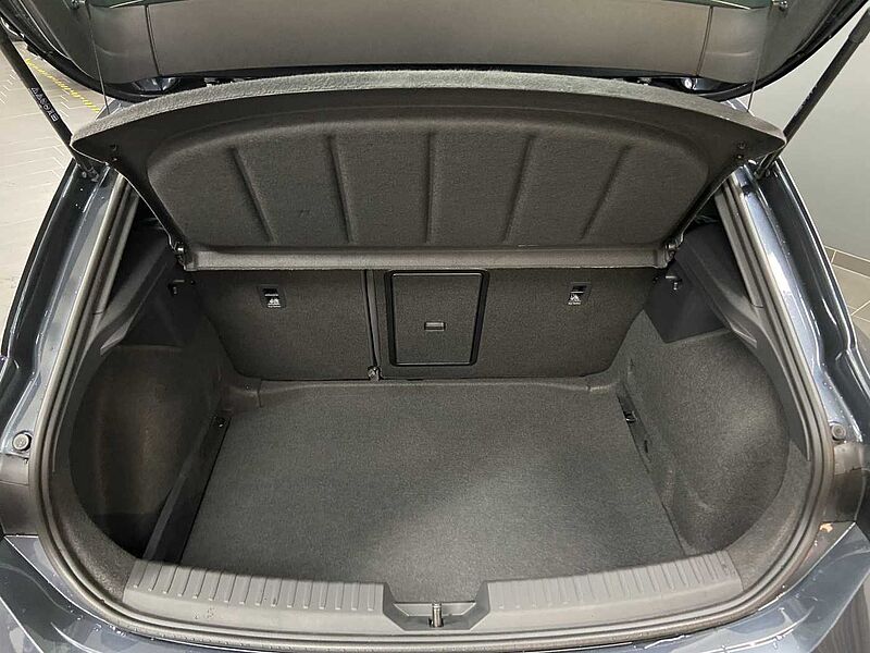 SEAT Leon FR 2.0 TDI DSG*NAVI*Panorama*LED