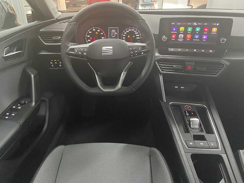 SEAT Leon Sportstourer 1.0 eTSI OPF DSG Style Edition