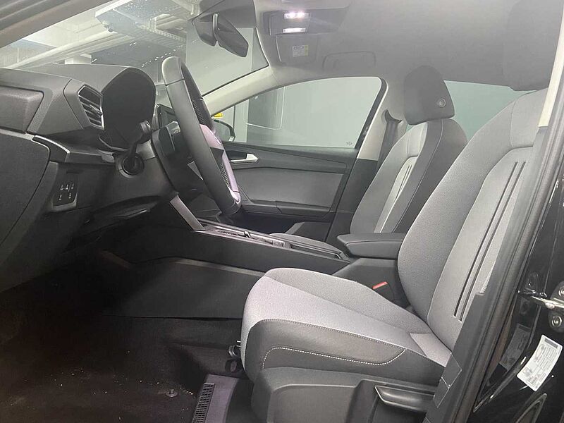 SEAT Leon Sportstourer 1.0 eTSI OPF DSG Style Edition